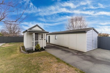 Photo of property in 13 Falstone Crescent, Twizel, 7901