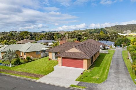 Photo of property in 19 Halyard Loop, Haruru, 0204