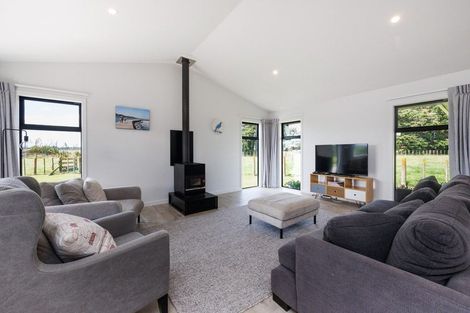 Photo of property in 407 Taonui Road, Aorangi, Feilding, 4775
