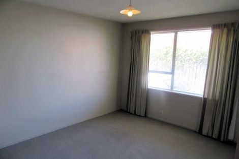 Photo of property in 2/74a Jeffreys Road, Fendalton, Christchurch, 8052