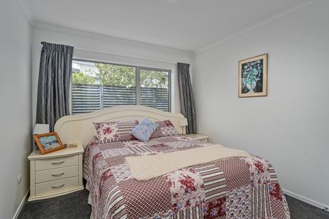 Photo of property in 18 Roseberry Place, Whitianga, 3510
