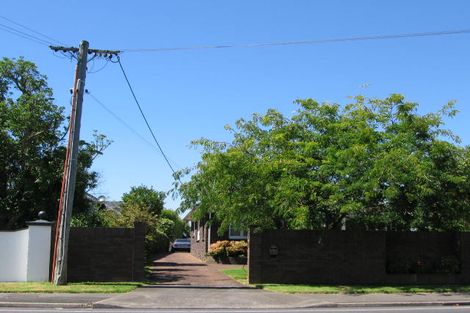 Photo of property in 1/58 Shakespeare Road, Milford, Auckland, 0620