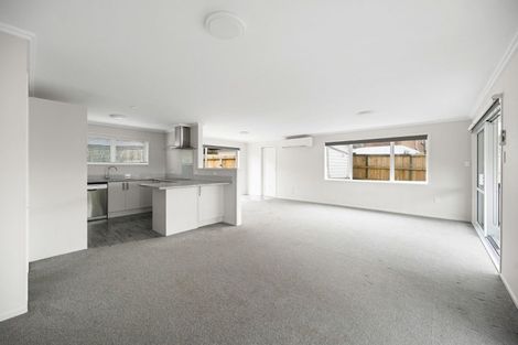 Photo of property in 42 Hillcrest Road, Hillcrest, Hamilton, 3216