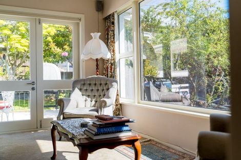 Photo of property in 16 Leven Street, Roslyn, Dunedin, 9010