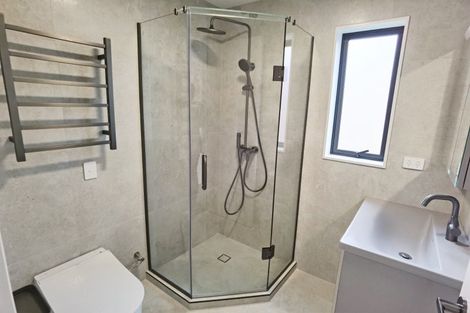 Photo of property in 41 Davington Way, Burswood, Auckland, 2013