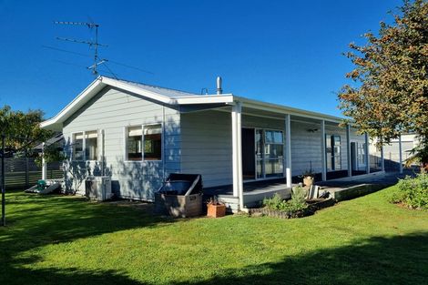 Photo of property in 47b-c Mcmaster Street, Greytown, 5712