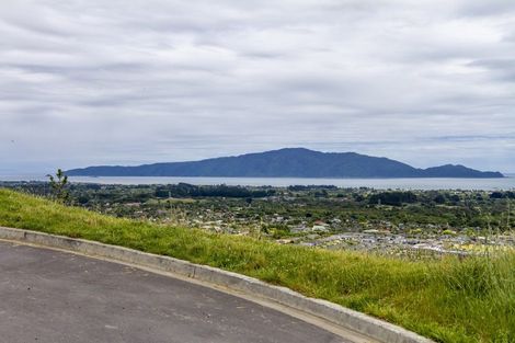 Photo of property in 28 Wilson Way, Waikanae, 5036