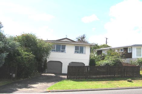 Photo of property in 3 Laurina Road, Sunnynook, Auckland, 0620