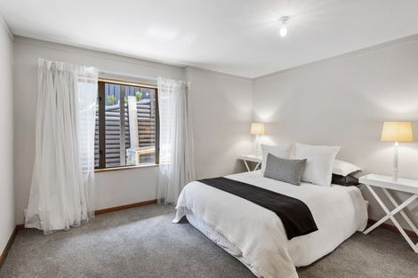 Photo of property in 12 Lucknow Place, Cashmere, Christchurch, 8022