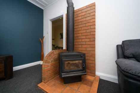 Photo of property in 15 Suzanne Grove, Kelvin Grove, Palmerston North, 4414