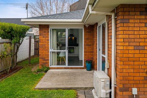 Photo of property in 3/5 Broadbent Street, Riccarton, Christchurch, 8041