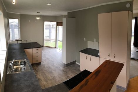 Photo of property in 26 Glen Road, Stokes Valley, Lower Hutt, 5019