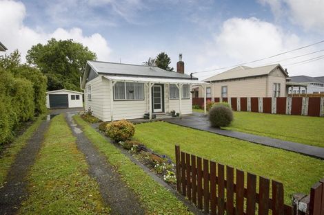 Photo of property in 37 Station Road, Marton, 4710