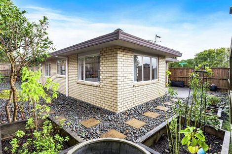 Photo of property in 18 Brittas Place, East Tamaki, Auckland, 2016