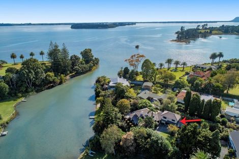 Photo of property in 32 Wallace Road, Hobsonville, Auckland, 0616