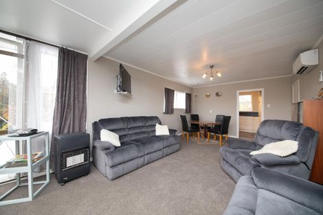 Photo of property in 8 Bradford Place, Awapuni, Palmerston North, 4412