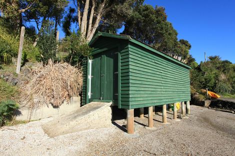 Photo of property in 45 Bay View Road, Raglan, 3225