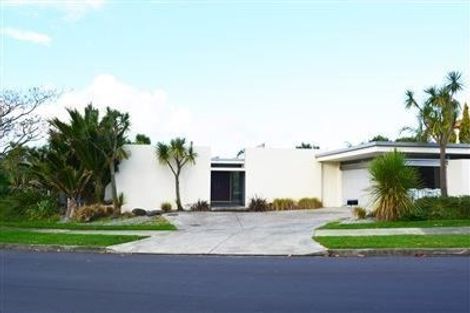 Photo of property in 59 Te Wharau Drive, Greenhithe, Auckland, 0632