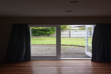 Photo of property in 803 Te Atatu Road, Te Atatu Peninsula, Auckland, 0610