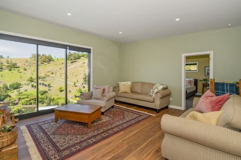 Photo of property in 40 Spikes Way, Whitianga, 3510