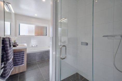 Photo of property in 3 Glenfiddich Road, Jacks Point, Queenstown, 9371