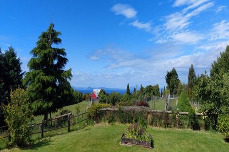 Photo of property in 17 Parerohi Grove, Kuratau, Turangi, 3381