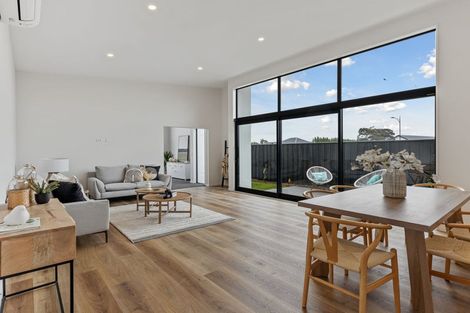 Photo of property in 10 Burkett Street, Marshland, Christchurch, 8051