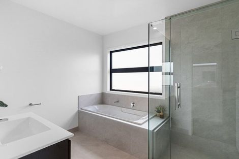 Photo of property in 83 Overton Street, Rototuna North, 3210