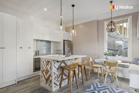 Photo of property in 52 Sutherland Street, Dunedin Central, Dunedin, 9016