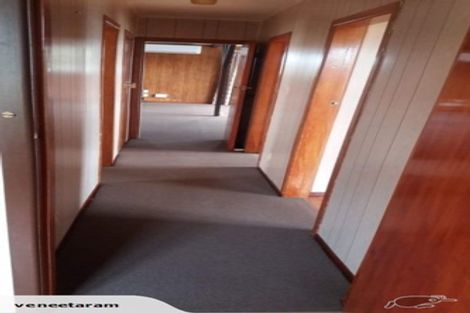 Photo of property in 9 Barrys Road, Glendene, Auckland, 0602