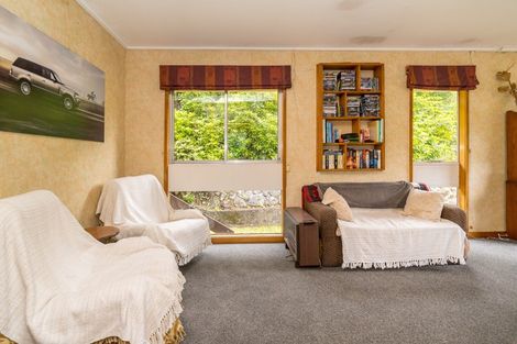 Photo of property in 41 Village Loop Road, Waipori Falls, Outram, 9073