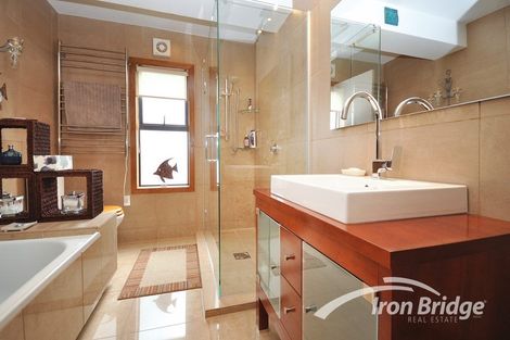 Photo of property in 1/51 Seaton Road, Murrays Bay, Auckland, 0630