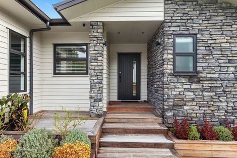 Photo of property in 17 The Fairway, Whakatane, 3120