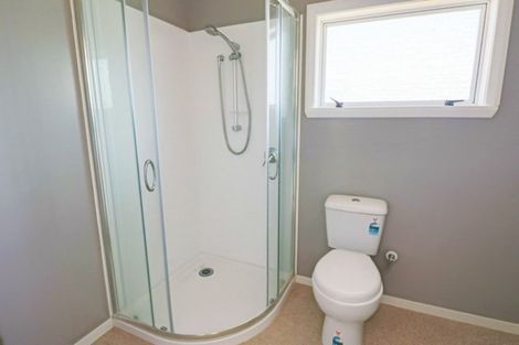 Photo of property in 6 Hennessy Street West, Foxton Beach, Foxton, 4815