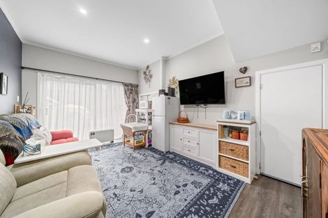 Photo of property in 7 Hawtrey Terrace, Johnsonville, Wellington, 6037