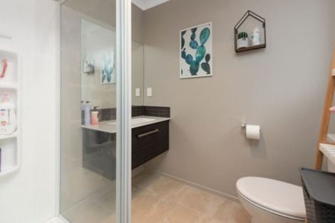 Photo of property in 14 Watene Way, Welcome Bay, Tauranga, 3112