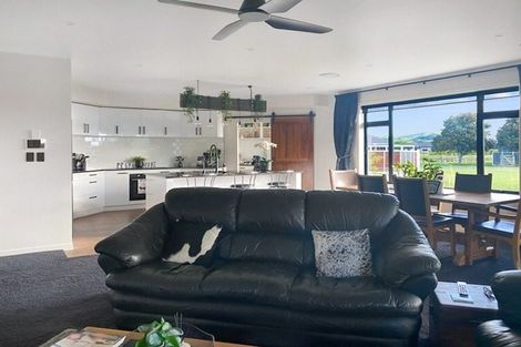 Photo of property in 43 Stockmans Road, Morrinsville, 3371