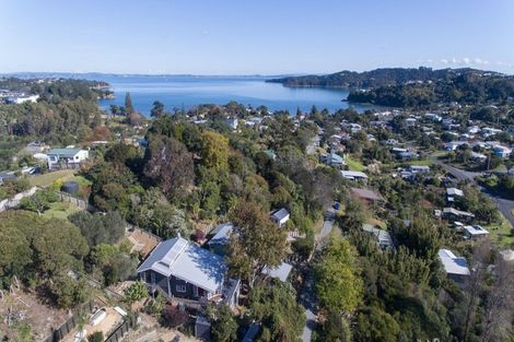 Photo of property in 26 Ocean Road, Surfdale, Waiheke Island, 1081