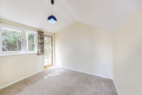 Photo of property in 19 Scarborough Terrace, Mount Victoria, Wellington, 6011