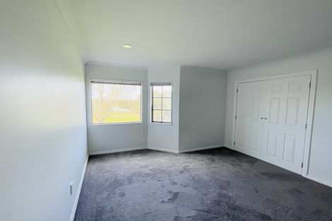 Photo of property in 11 Bream Revel Way, Karaka, Papakura, 2580