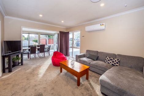 Photo of property in 201 Memorial Avenue, Burnside, Christchurch, 8053