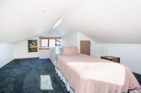Photo of property in 116 Heretaunga Street, Palmerston North, 4414