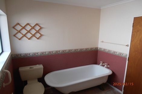 Photo of property in 28 Swansea Street, Hokowhitu, Palmerston North, 4410