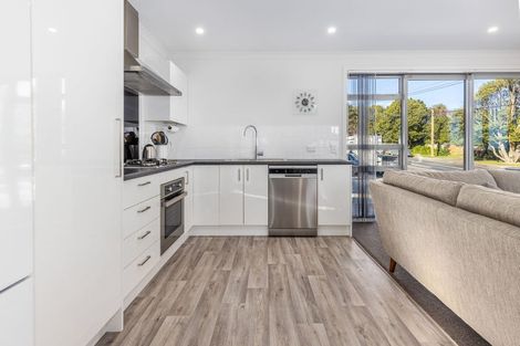 Photo of property in 39 Ruapehu Street, Paraparaumu, 5032