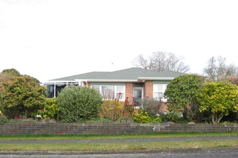 Photo of property in 7 Surrey Street, Stratford, 4332