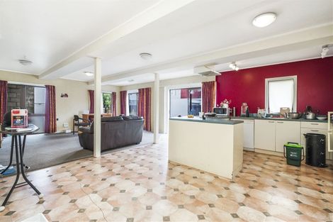Photo of property in 16 Abbotsford Street, Whitiora, Hamilton, 3200