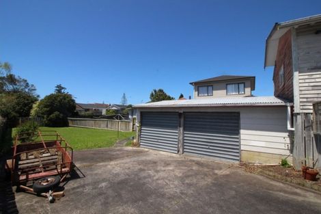 Photo of property in 3 Wattle Street, New Lynn, Auckland, 0600