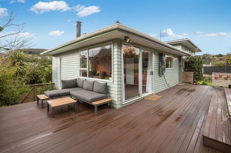 Photo of property in 5 Woolwich Close, Whitby, Porirua, 5024