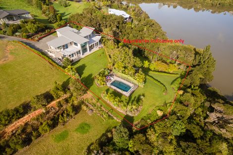 Photo of property in 38 Rarere Terrace, Kerikeri, 0230