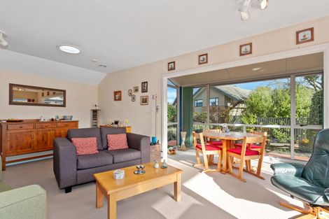 Photo of property in 132b Warren Crescent, Hillmorton, Christchurch, 8025